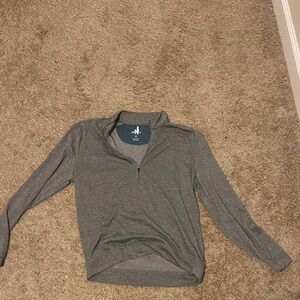 Men's Gray Johnnie-O Quarter-Zip pullover size medium